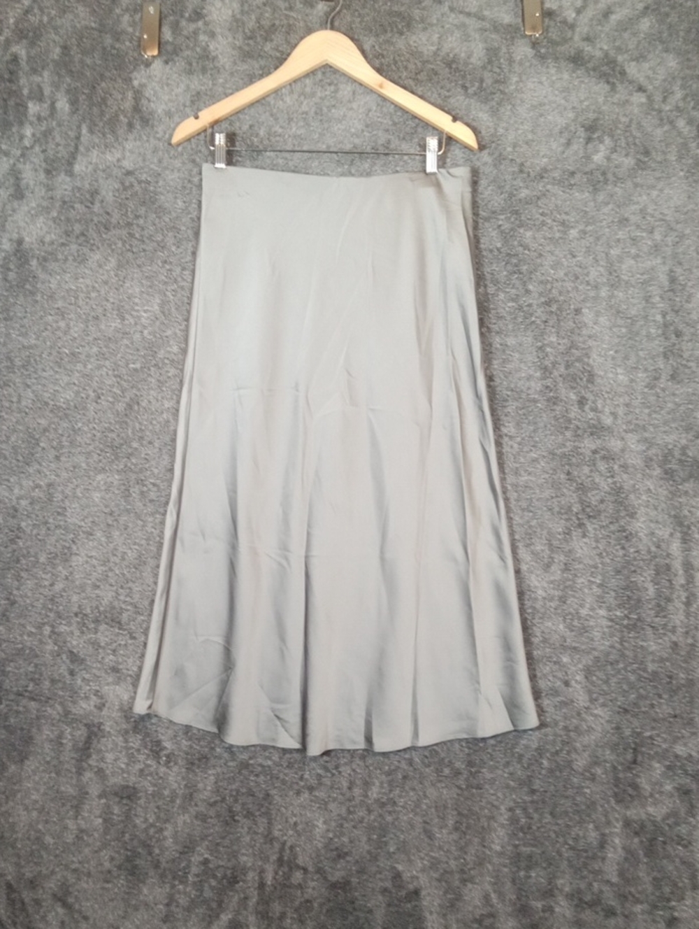 J Crew Gwyneth Satin Slip Skirt Vintage Dove Color Midi Capsule Quiet Luxury M